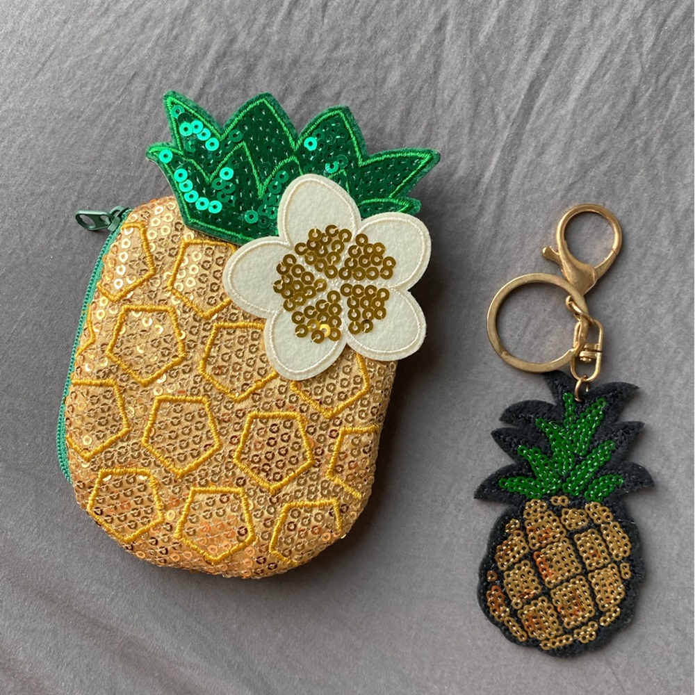 Pineapple coin purse & key ring set